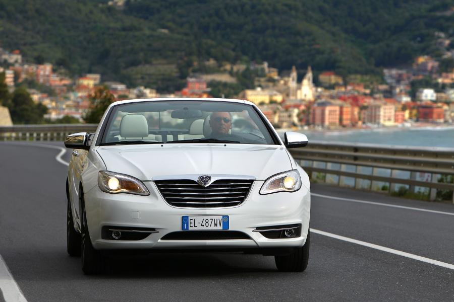  Lancia Flavia Convertible 2012 года  (фото 68 из 92)